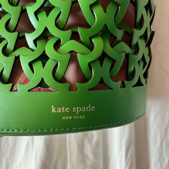 Kate Spade Dorie Bucket Bag Green  Italian Leather Novelty Small Sample Bag - Picture 3 of 9